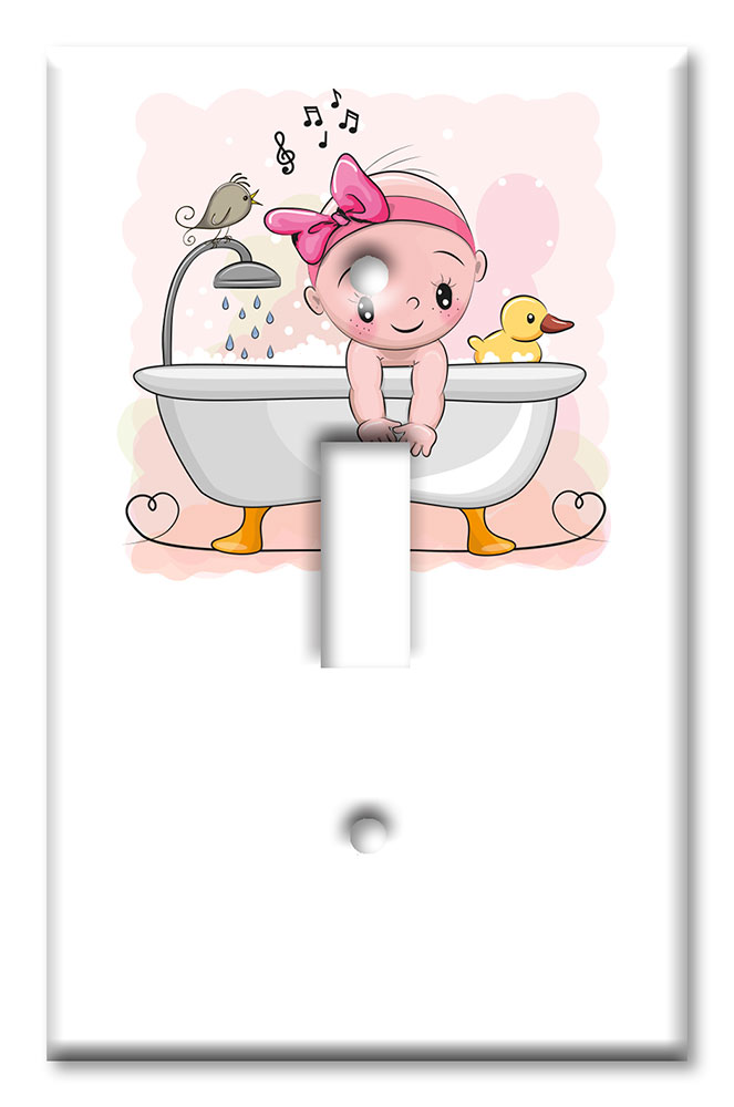 Baby in Bath - #2807