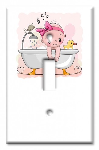 Baby in Bath - #2807